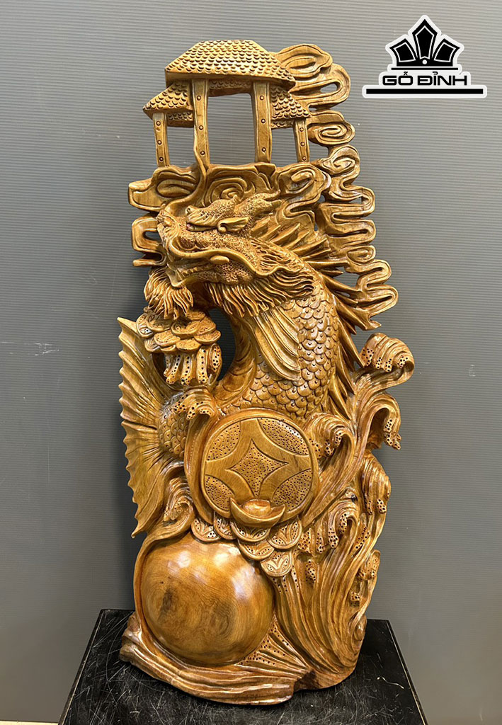 Tượng Cá Chép Vượt Vũ Môn Gỗ Ngọc Am Cao 80 Ngang 40 Sâu 13 (cm)