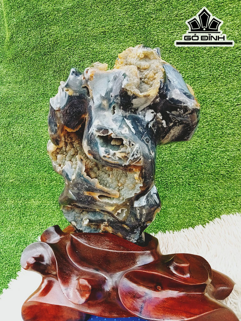 Tác Phẩm Đá Ngọc Can Thạch Cao 43 Ngang 22 (cm) 12kg