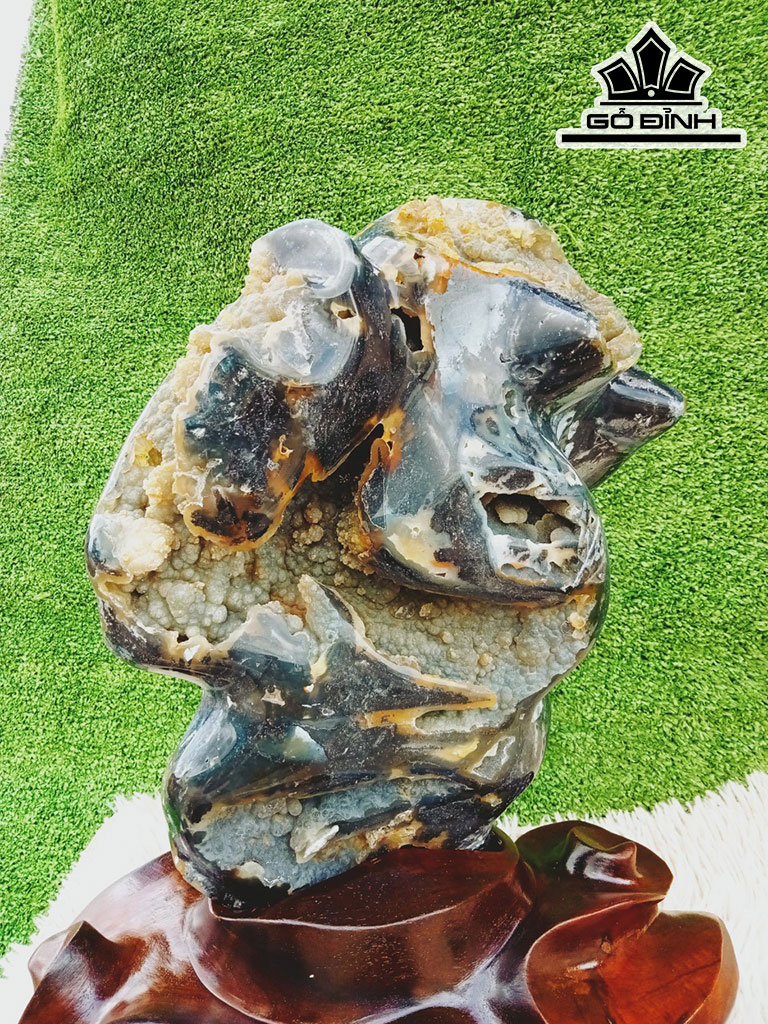 Tác Phẩm Đá Ngọc Can Thạch Cao 43 Ngang 22 (cm) 12kg