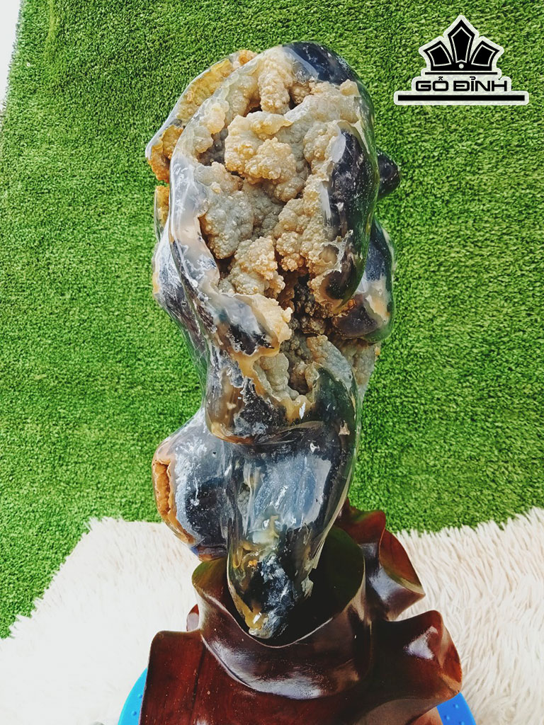 Tác Phẩm Đá Ngọc Can Thạch Cao 43 Ngang 22 (cm) 12kg