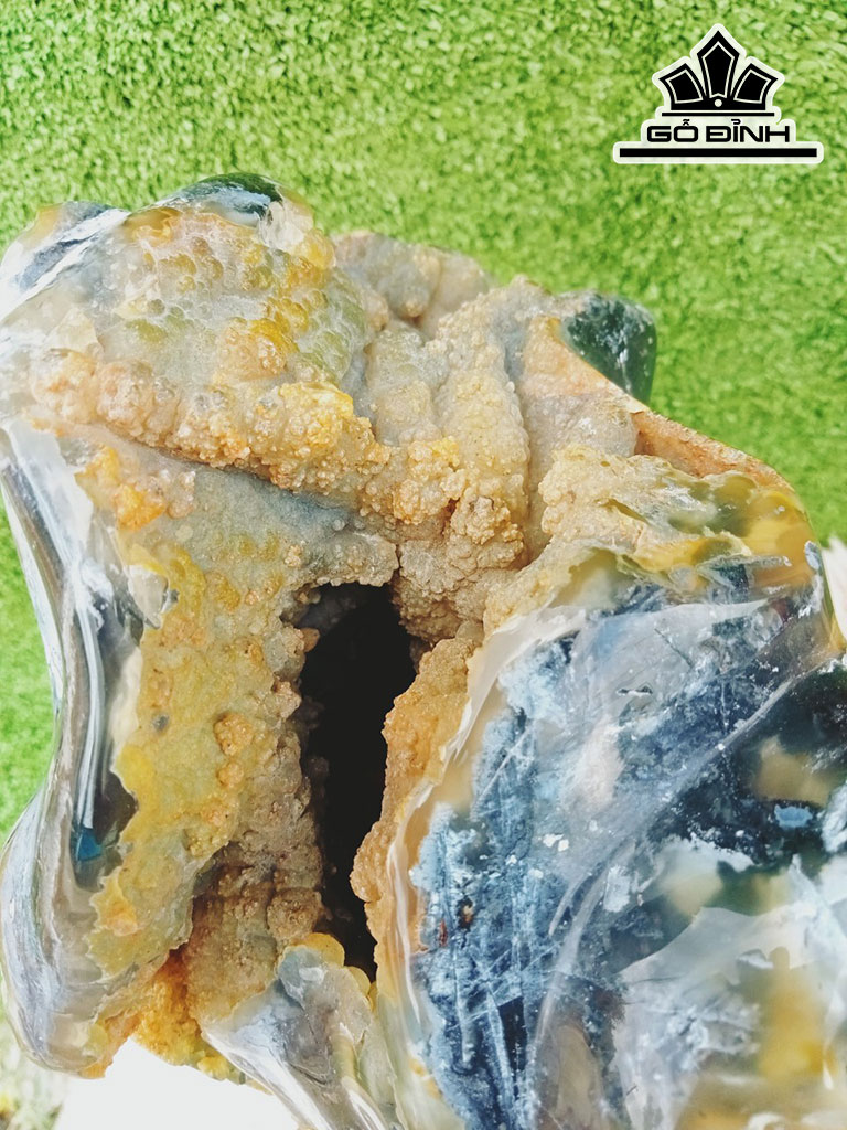 Tác Phẩm Đá Ngọc Can Thạch Cao 43 Ngang 22 (cm) 12kg