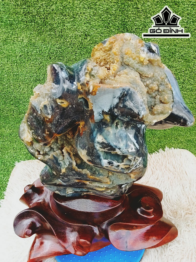 Tác Phẩm Đá Ngọc Can Thạch Cao 43 Ngang 22 (cm) 12kg