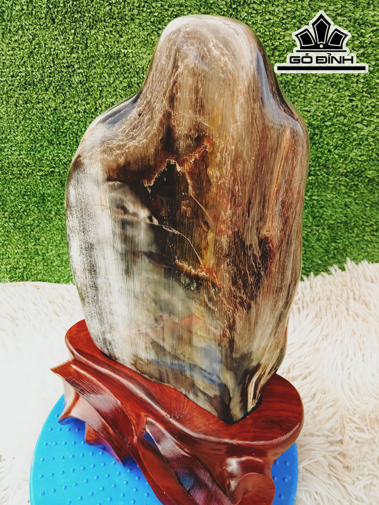 Tác Phẩm Gỗ Hóa Thạch Cao 35 Ngang 17 (cm) 4,8kg