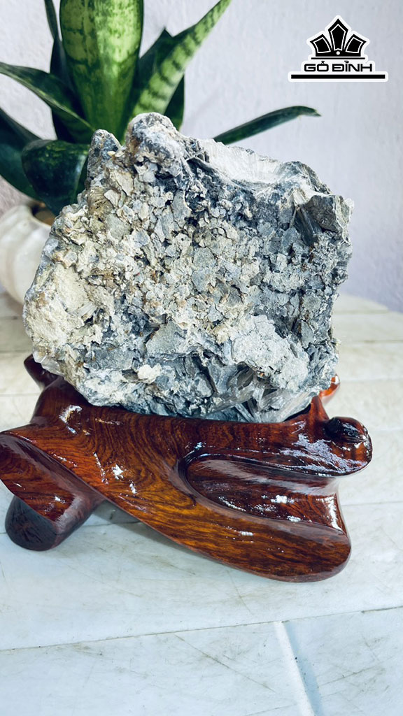 Bông Hoa Ưu Đàm Đá Trầm Tích Cao 52 Ngang 28 (cm) 1kg