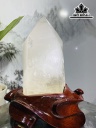 Tác Phẩm Đá Thạch Anh Trắng Cao 26 Ngang 17 (cm) 3,6kg