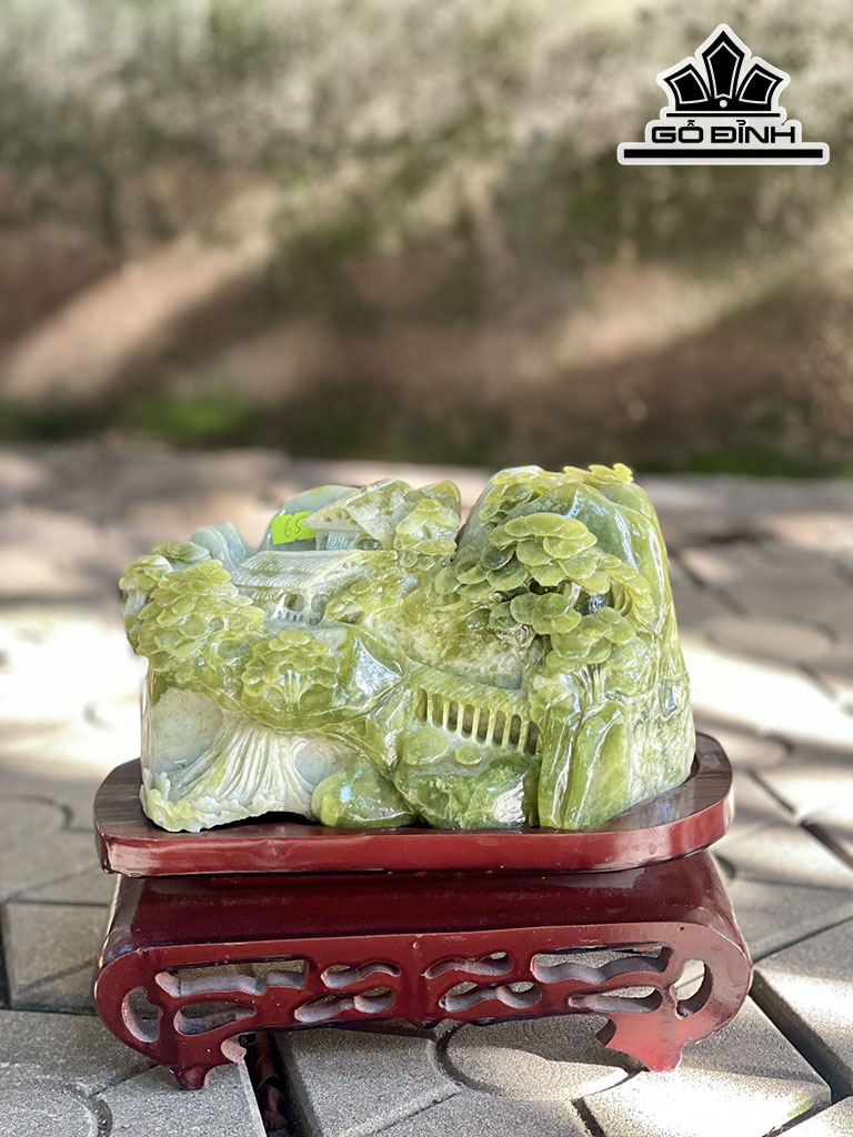 Tác Phẩm Non Sơn Gấm Vóc Đá Sapentine Cao 37 Ngang 32 (cm) 9kg