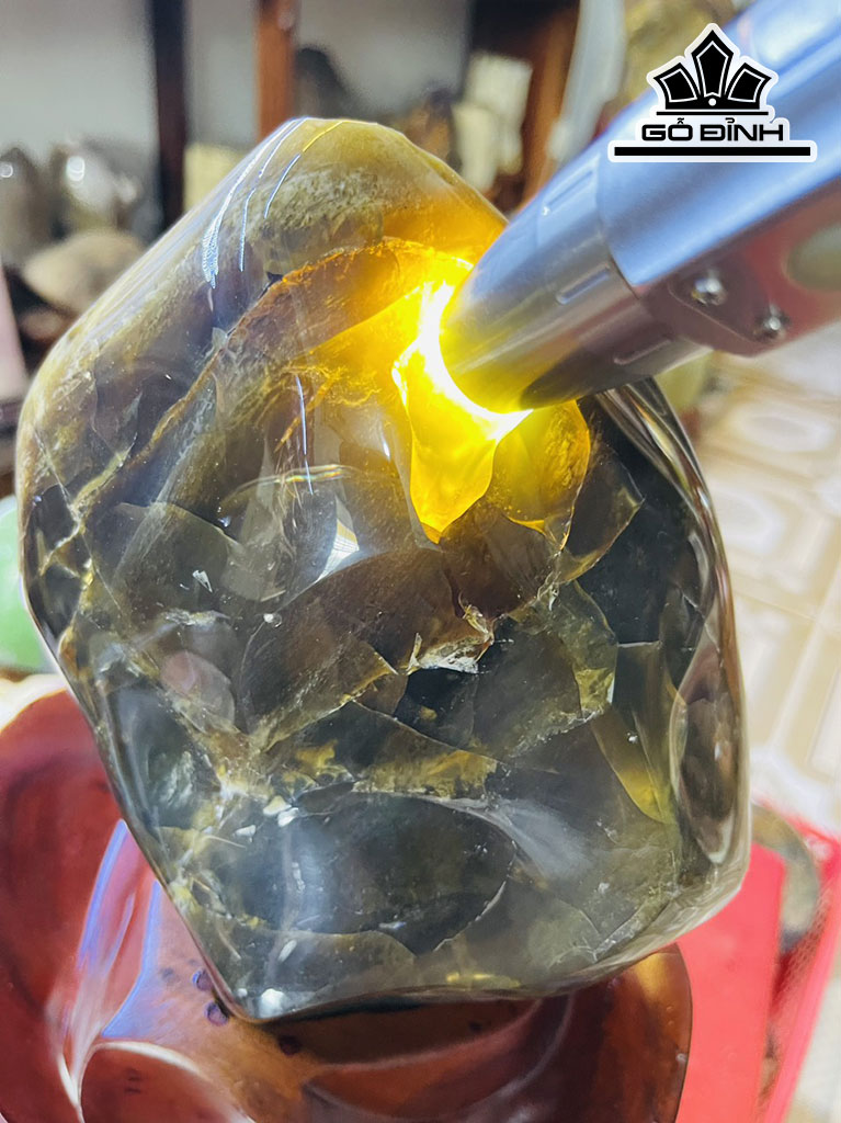 Tác Phẩm Gỗ Hóa Thạch Cao 29 (cm) 4,8kg