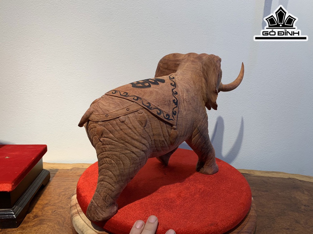 Đôi Voi Gỗ Hương Cao 35-38 Ngang 40-38 Sâu 17-16 (cm)