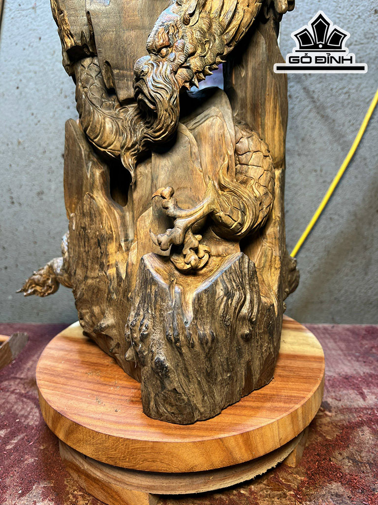 Tượng Rồng Phong Thủy Gỗ Nu Trắc Cao 40 Ngang 30 Sâu 21 (cm)