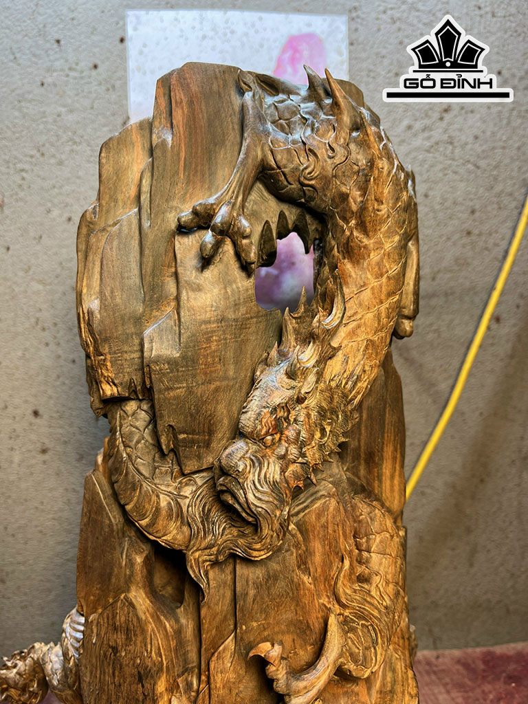 Tượng Rồng Phong Thủy Gỗ Nu Trắc Cao 40 Ngang 30 Sâu 21 (cm)