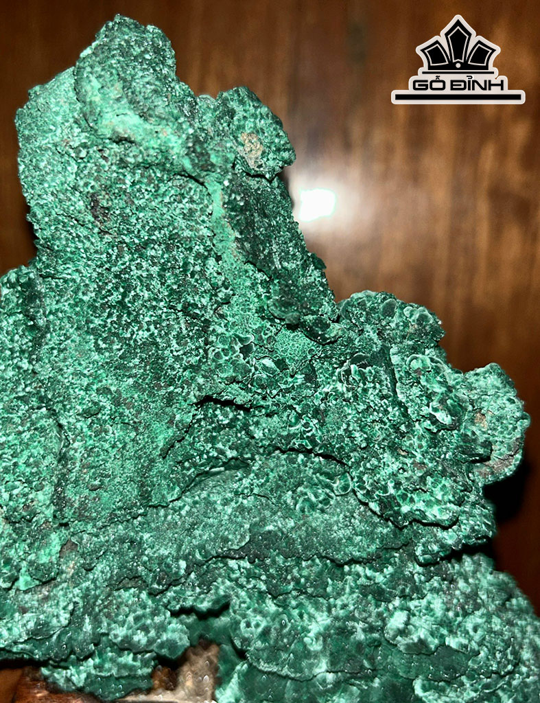 Tác Phẩm Đá Malachite Cao 16 Ngang 15 (cm)  1,04kg