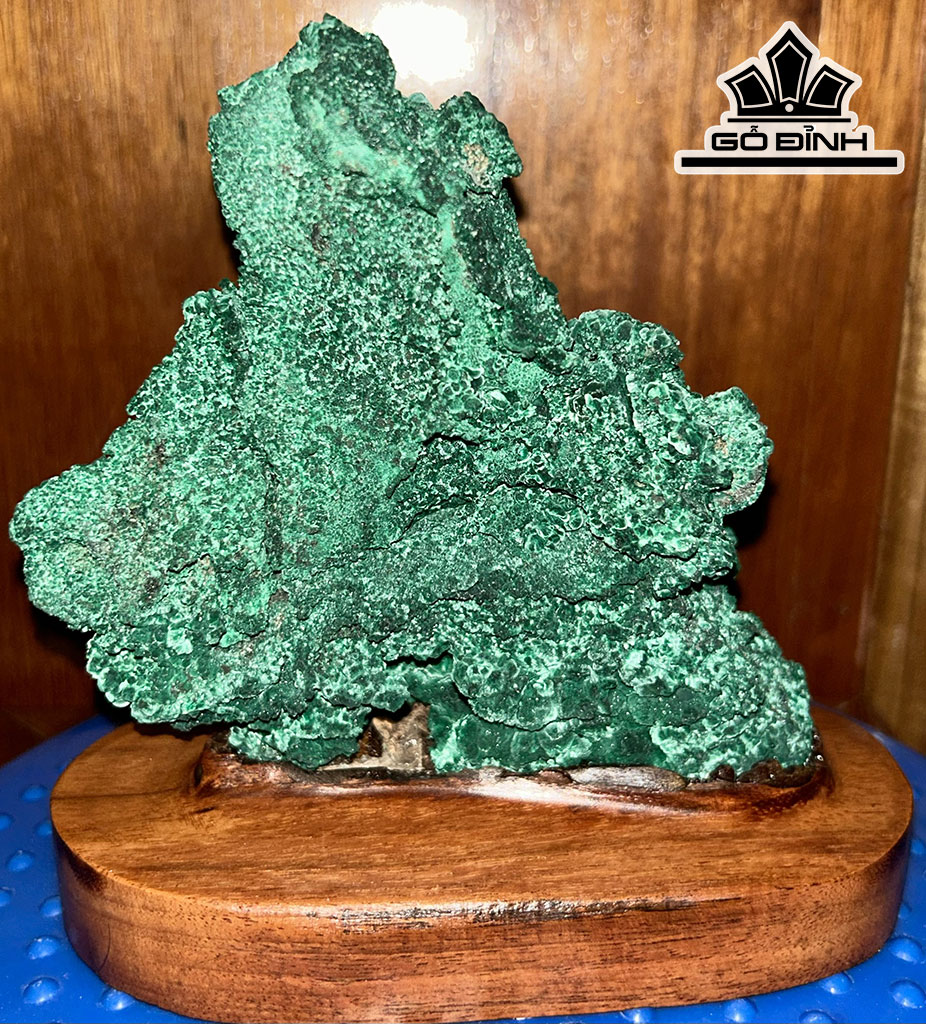 Tác Phẩm Đá Malachite Cao 16 Ngang 15 (cm)  1,04kg