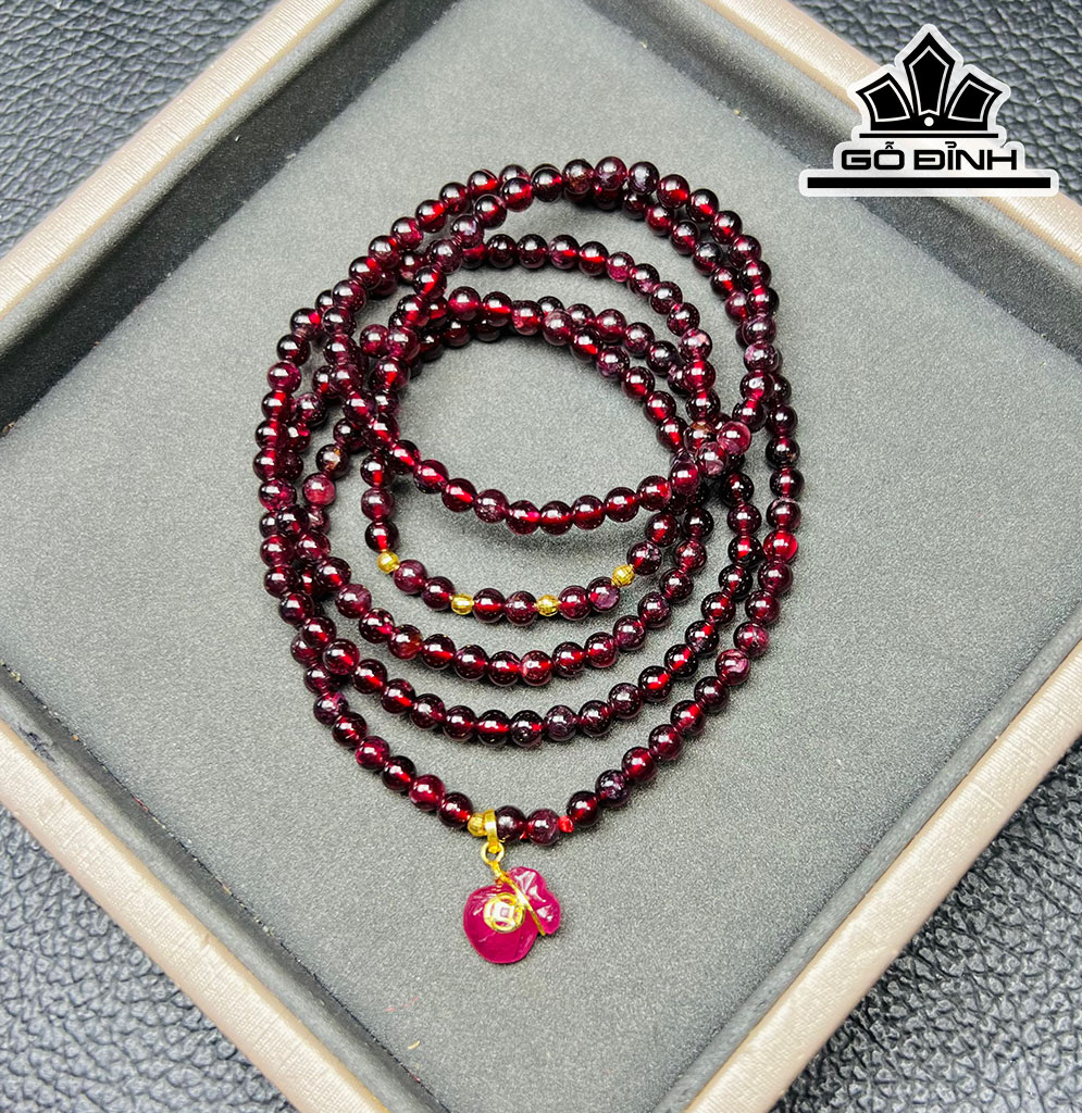 Chuỗi Đá Garnet