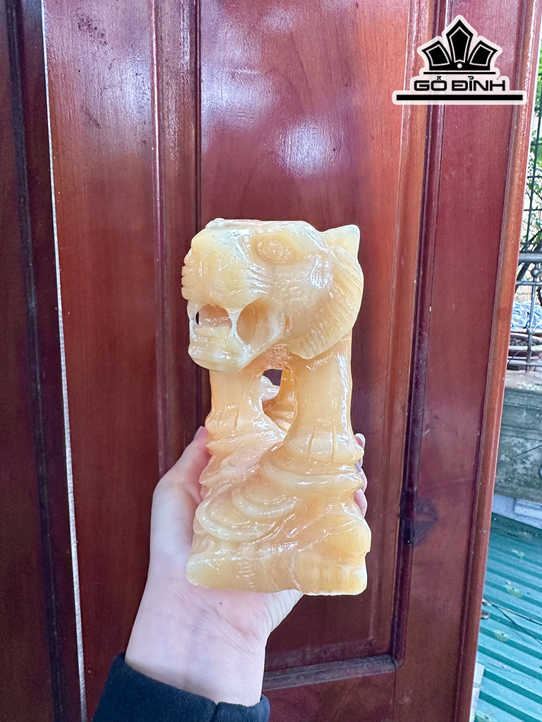 Hổ Đá Ngọc Hoàng Long Cao 20 (cm)