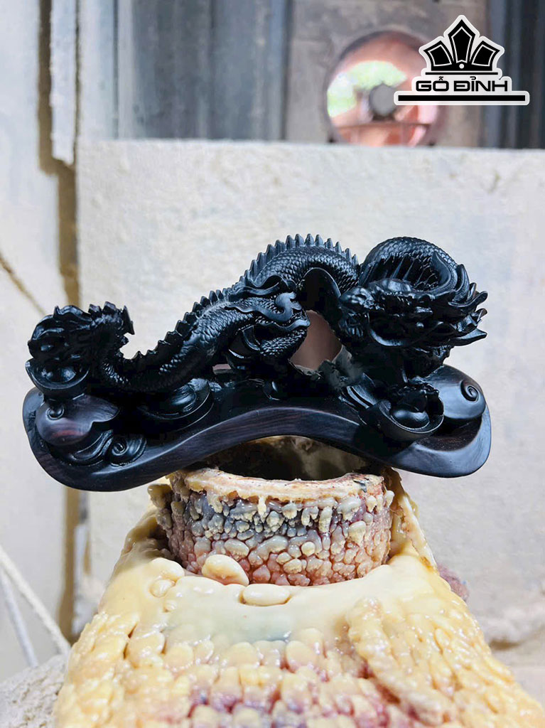 Tượng Nhất Long Gỗ Mun Hoa Cao 10 Ngang 20 Sâu 7 (cm)