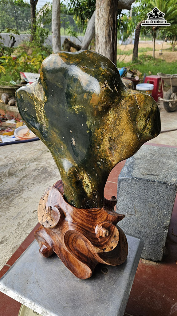 Viên Đá Caxedon Cao 58 Ngang 30 (cm) 15kg