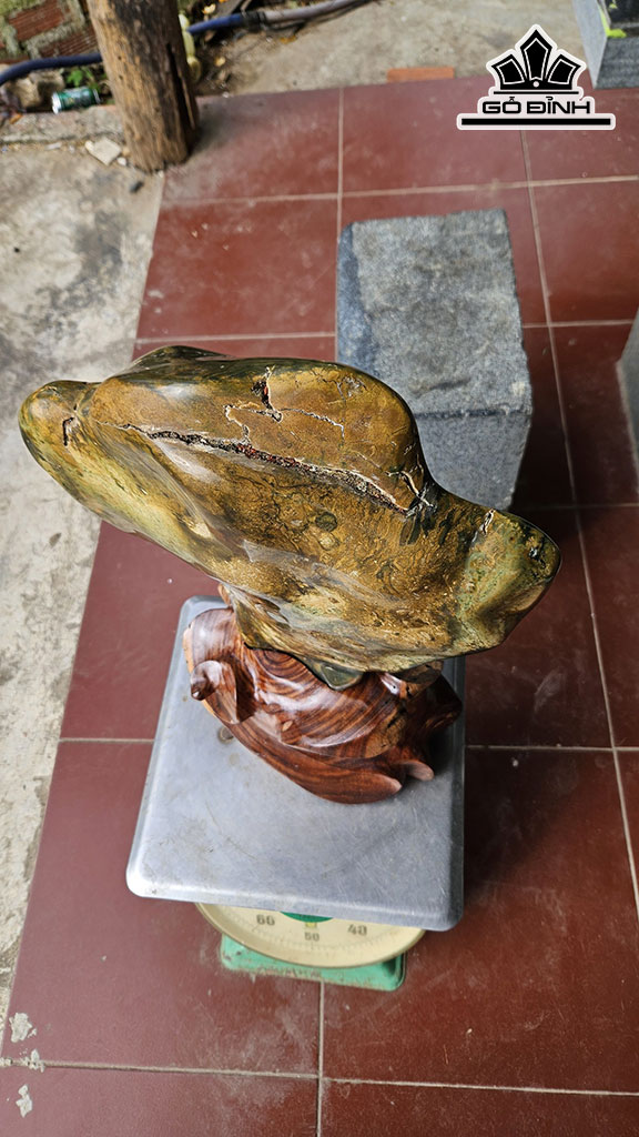 Viên Đá Caxedon Cao 58 Ngang 30 (cm) 15kg