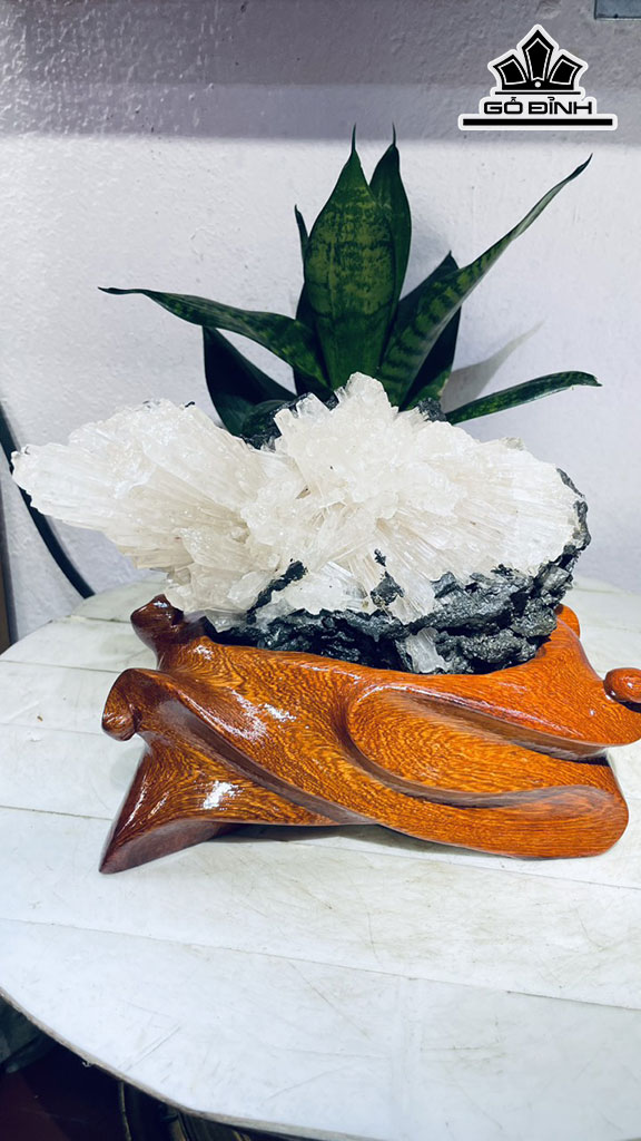 Bông Hoa Ưu Đàm Đá Trầm Tích Cao 17 Ngang 22 (cm) 2kg