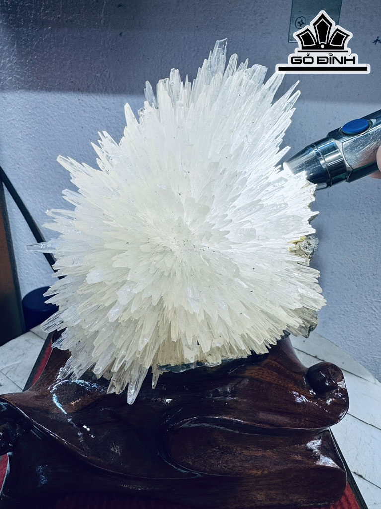 Bông Hoa Ưu Đàm Đá Trầm Tích Cao 30 Ngang 19 (cm) 5,2kg