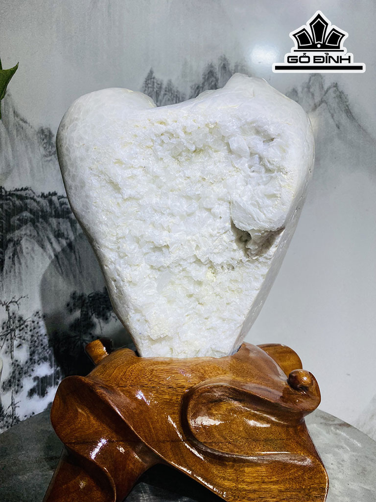 Tinh Thể Đá Thạch Anh Trắng Cao 32 Ngang 20 (cm) 7,4kg