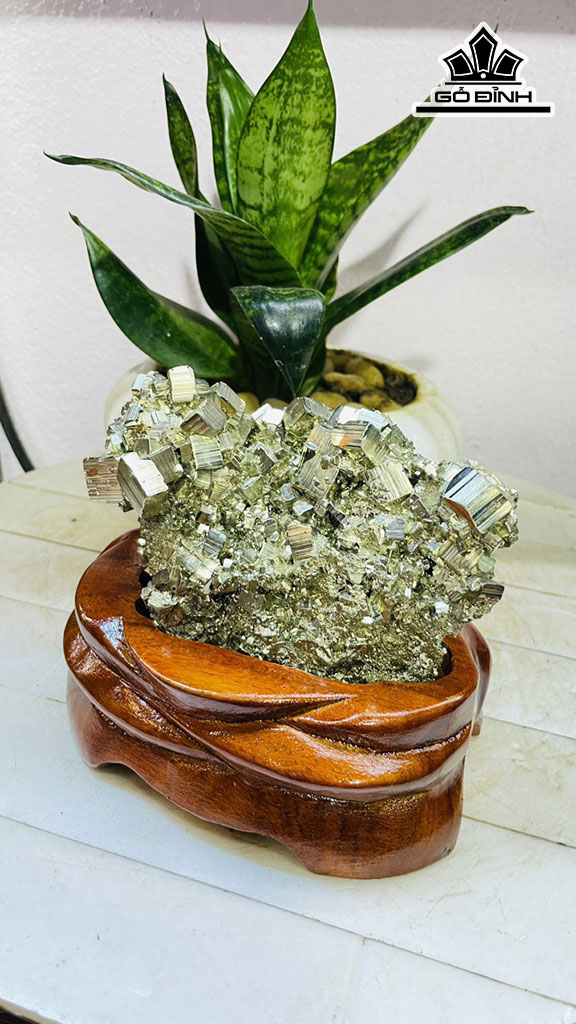 Vàng Găm Tinh Thể Đá Pyrite Cao 12 Ngang 15 (cm) 2,1kg