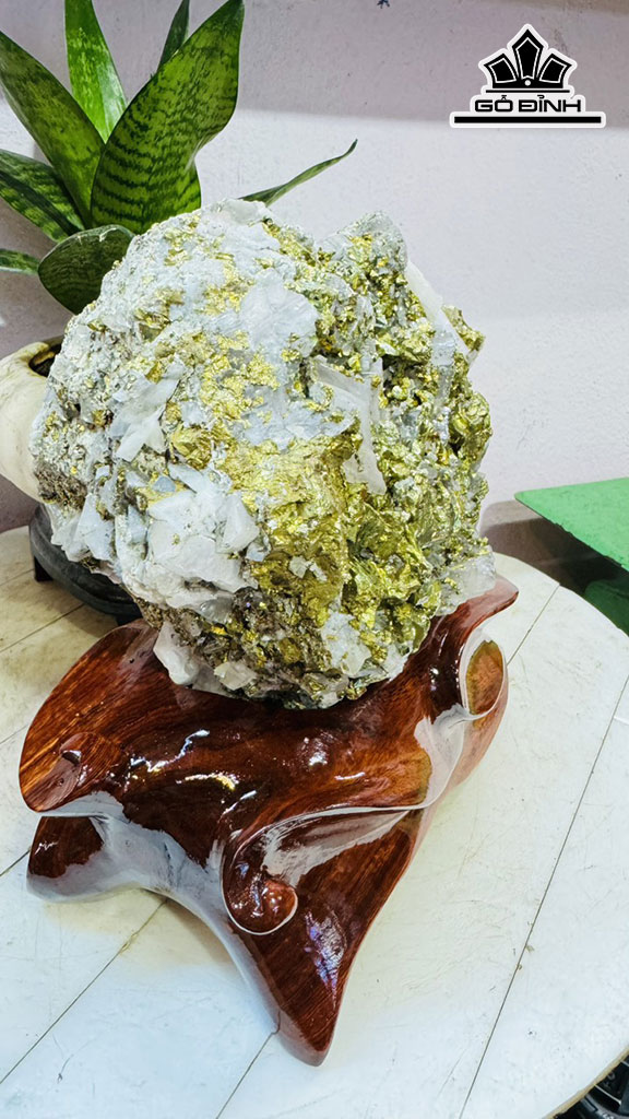 Vàng Găm Tinh Thể Đá Pyrite Cao 22 Ngang 17 (cm) 4,3kg