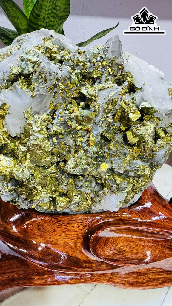 Vàng Găm Tinh Thể Đá Pyrite Cao 22 Ngang 17 (cm) 4,3kg