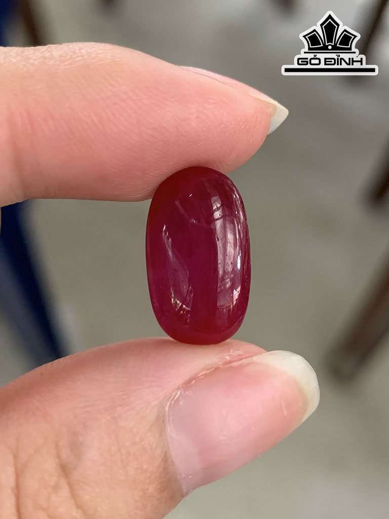 Viên Đá Ruby Đỏ Cao 15,7 Ngang 9,3 Sâu 4,2 (mm) 6,73cts