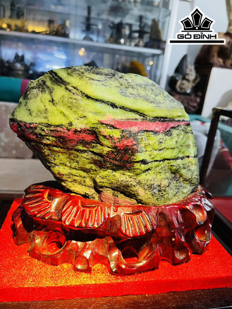 Khối Đá Ruby Cao 30 Ngang 22 (cm) 3,6kg