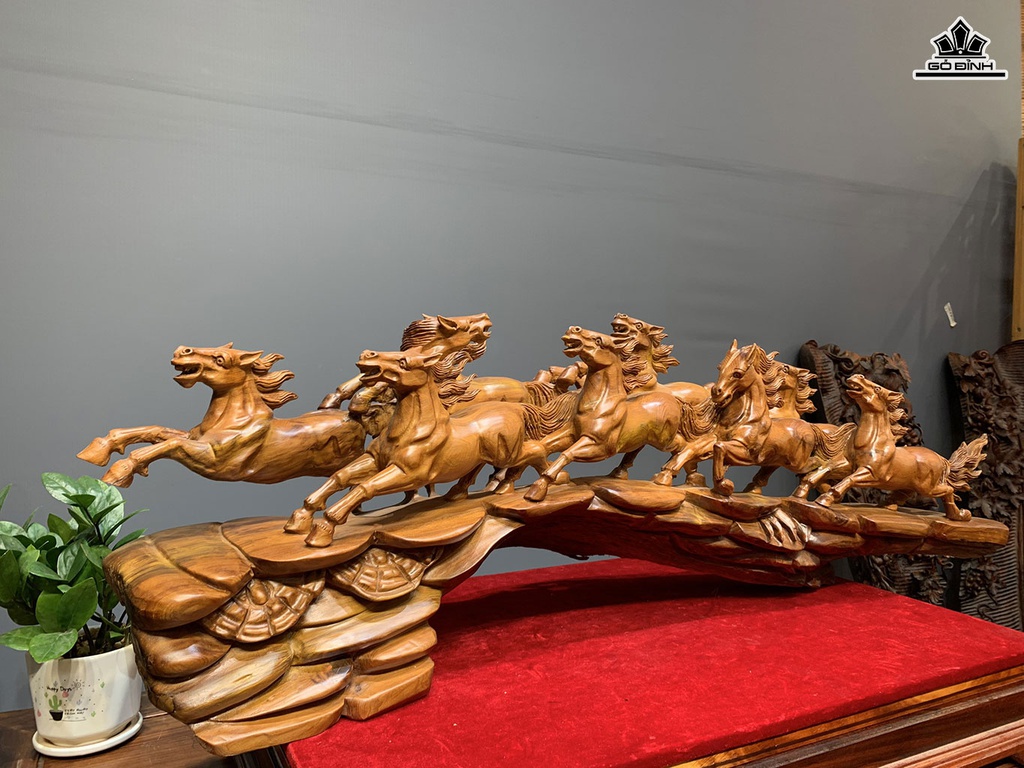 Tượng Bát Mã Truy Phong Gỗ Ngọc Am Cao 32 Ngang 100 Sâu 20 (cm)