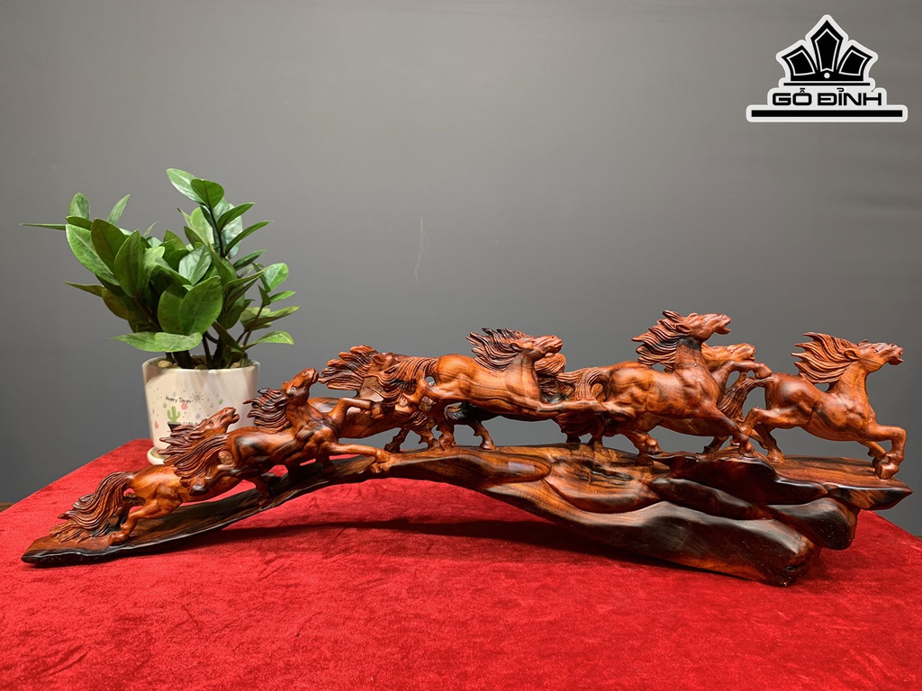 Tượng Bát Mã Truy Phong Gỗ Trắc Cao 18 Ngang 58 Sâu 11 (cm)