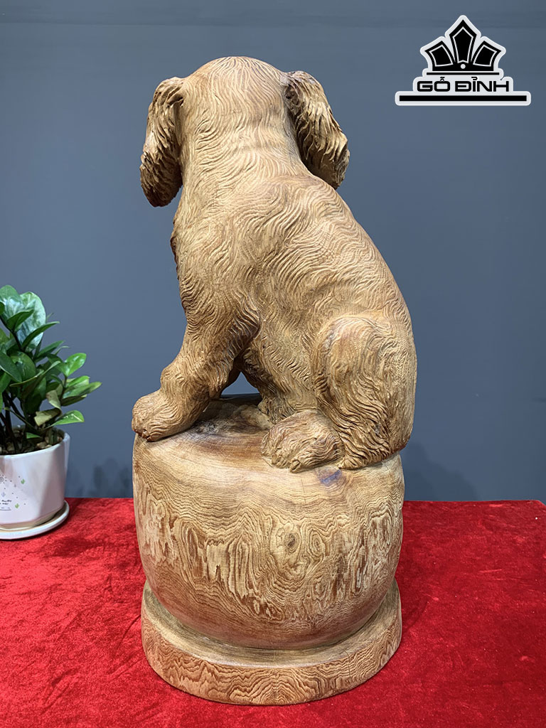 Tượng Chó Gỗ Ngọc Am Cao 45 Ngang 22 Sâu 20 (cm)