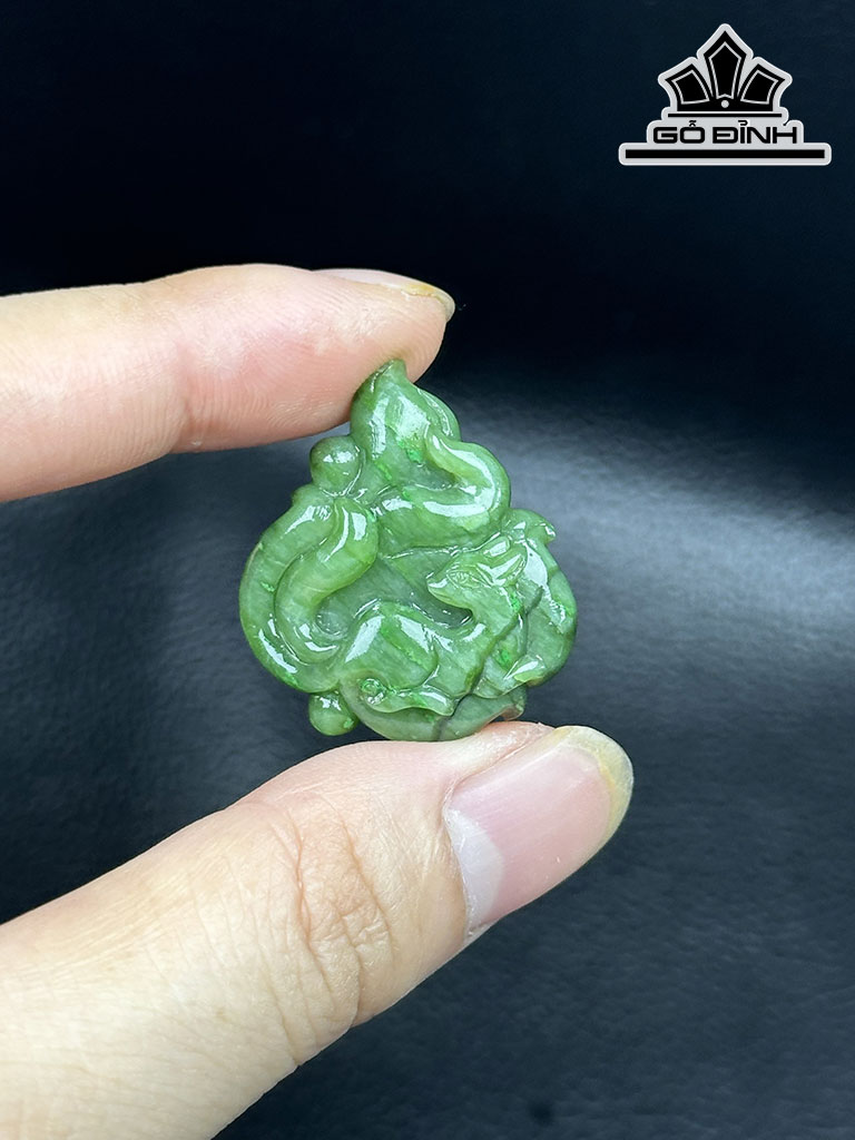 Mặt Dây Chuyền Hồ Ly Đá Ngọc Bích (Nephrite Jade)