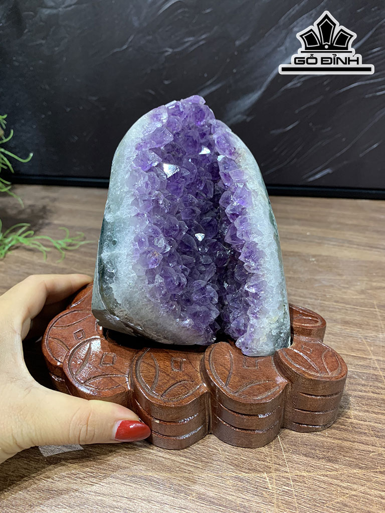 Búi Tinh Thể Đá Thạch Anh Tím Cao 15 Ngang 16 Sâu 13 (cm) 1,68kg