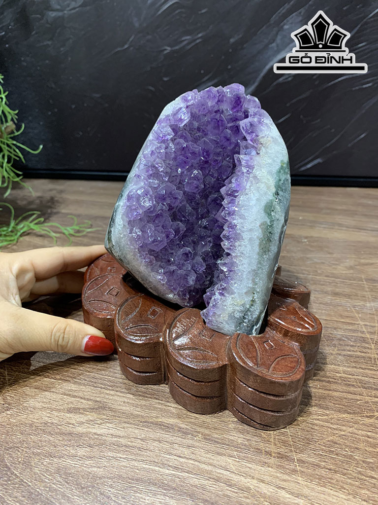 Búi Tinh Thể Đá Thạch Anh Tím Cao 15 Ngang 16 Sâu 13 (cm) 1,68kg