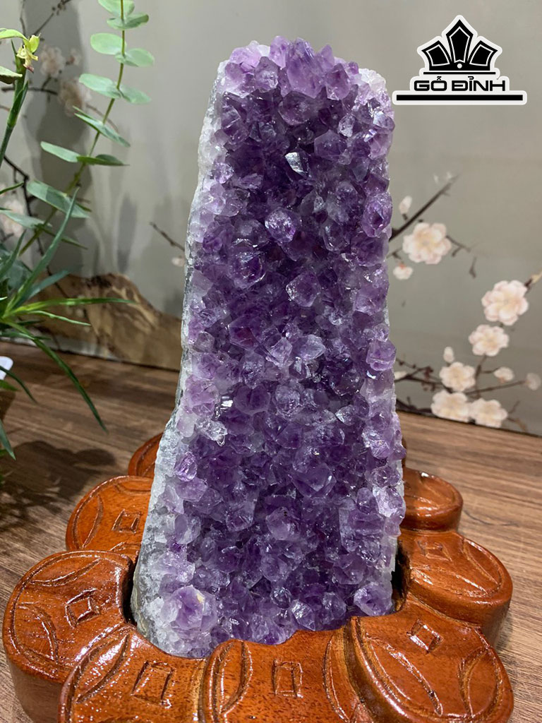 Tinh Thể Đá Thạch Anh Tím Cao 19,5 Ngang 16 (cm) 1,7kg