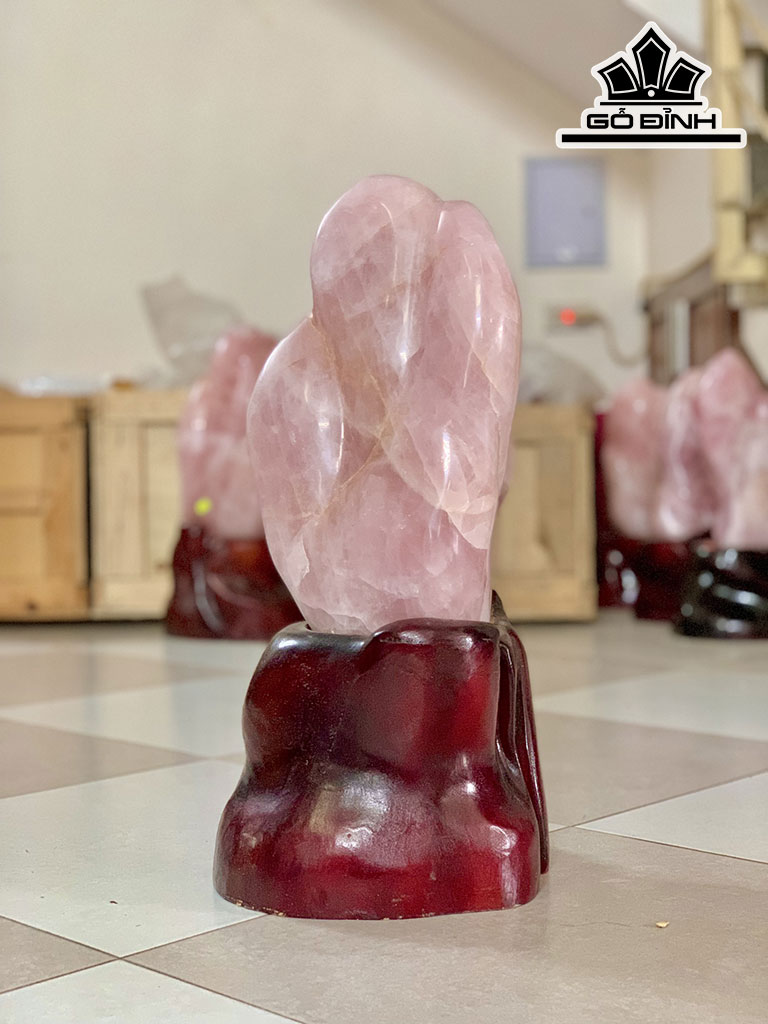 Đá Cảnh Đá Thạch Anh Hồng Cao 35 Ngang 17 (cm) 12,3kg