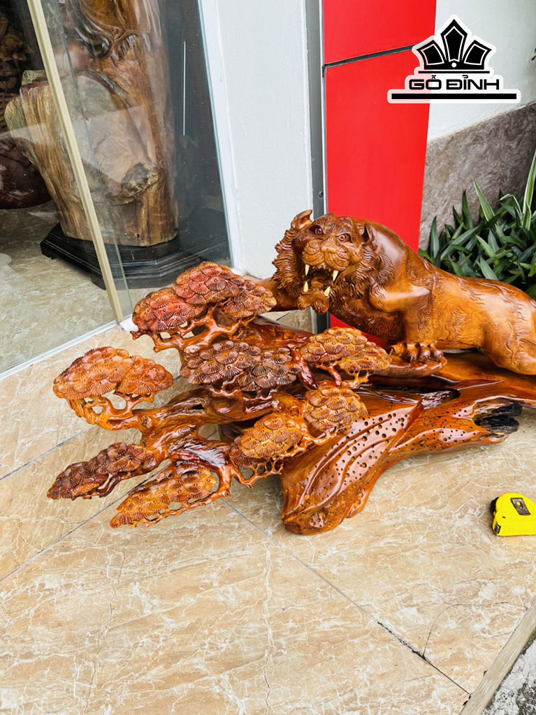 Tượng Hổ Phong Thủy Gỗ Hương Cao 46 Ngang 100 Sâu 40 (cm)