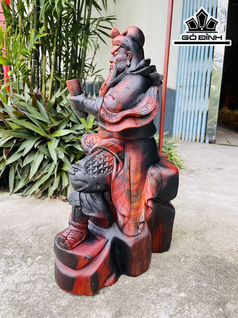 Tượng Quan Công Đọc Sách Gỗ Trắc Cao 50 Ngang 28 Sâu 23 (cm)