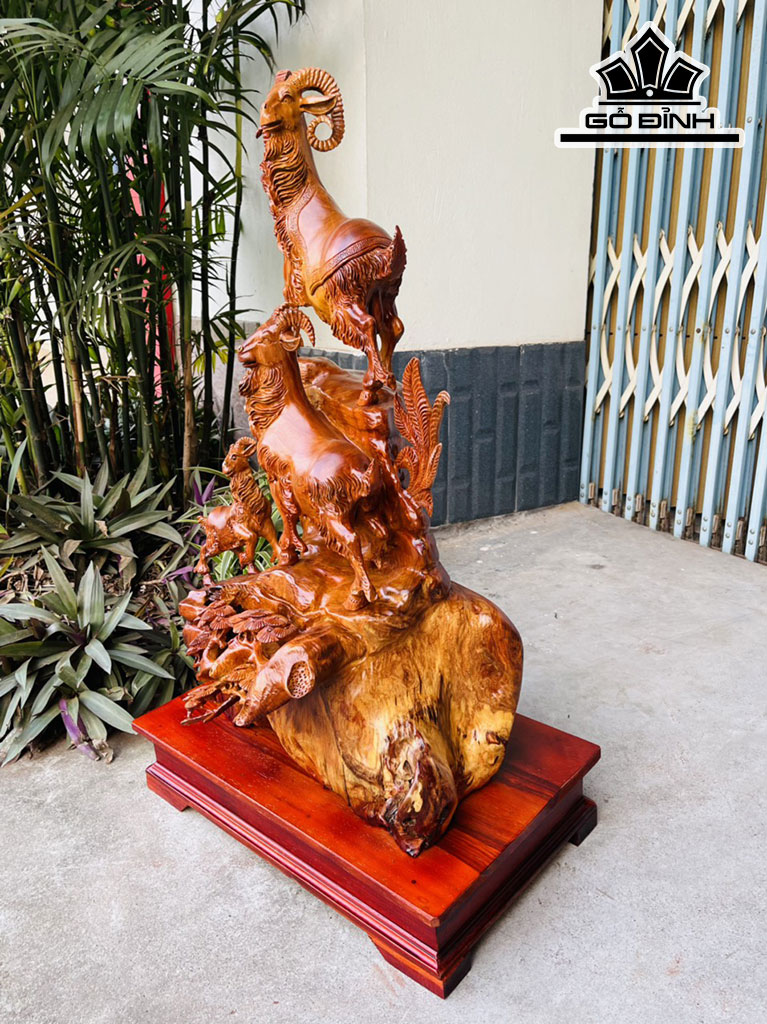 Tượng Tam Dương Gỗ Hương Cao 72 Ngang 42 Sâu 32 (cm)
