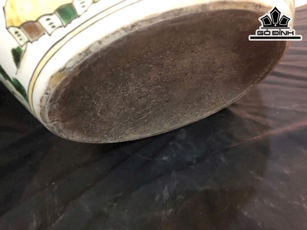 Tác Phẩm Chiếc Thống Gốm Giang Tây