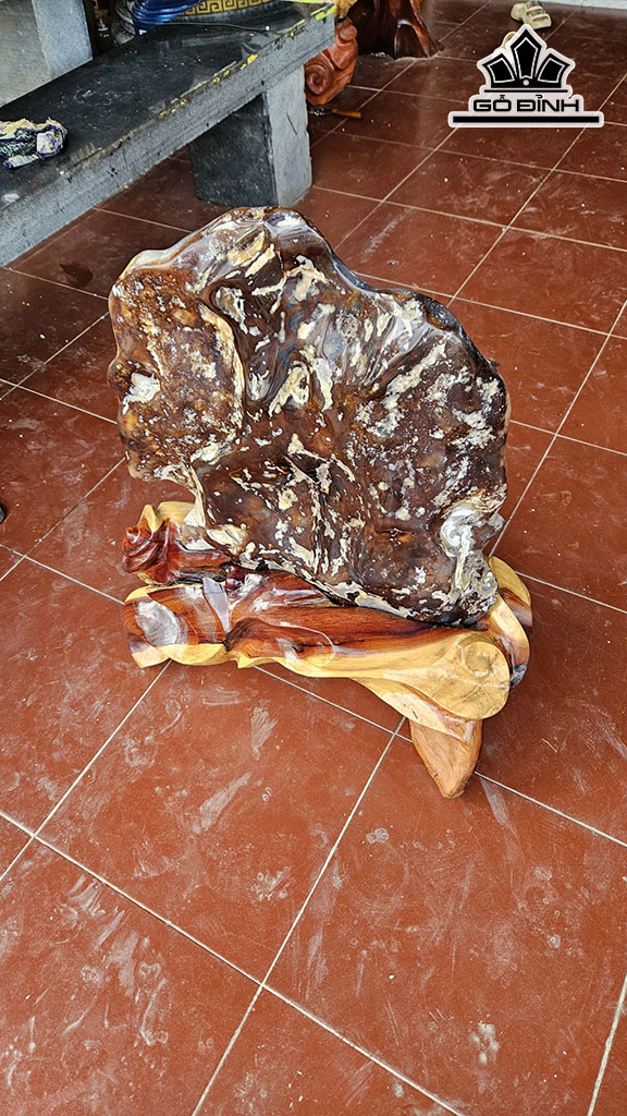Tác Phẩm Đá Mã Não Cao 82 Ngang 50 (cm) 40kg