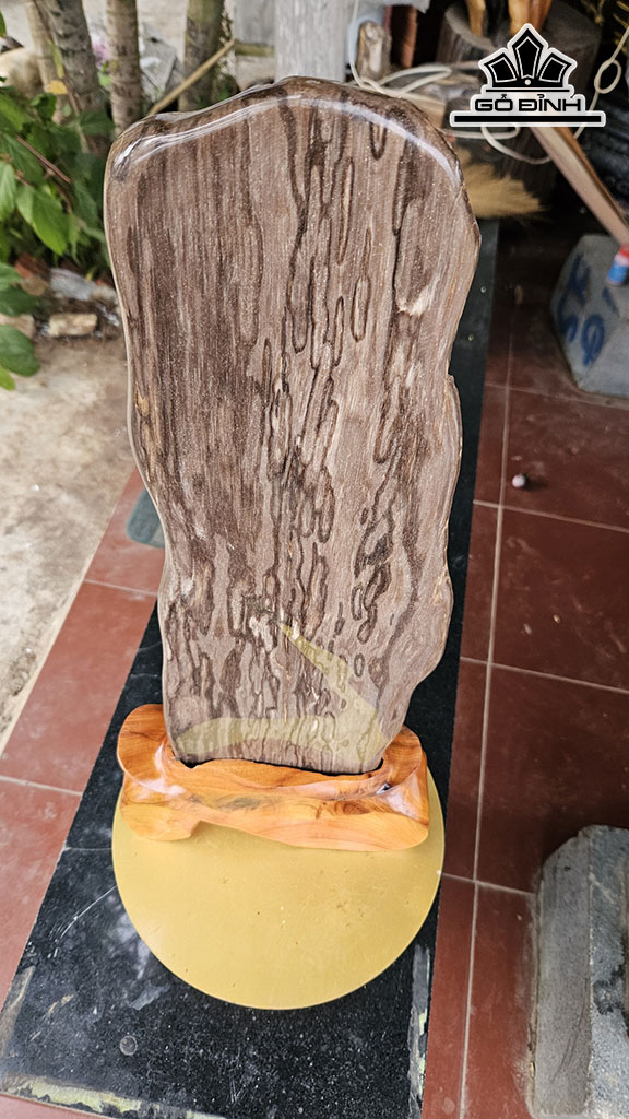 Tác Phẩm Gỗ Hóa Ngọc Cao 60 Ngang 16 (cm) 5kg