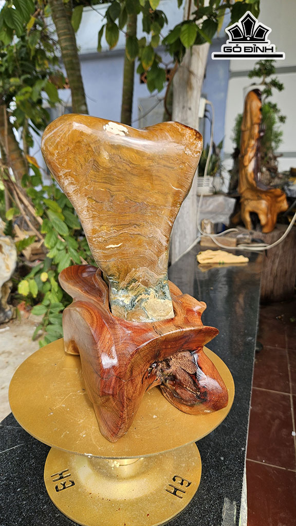 Viên Đá Mã Não Cao 35 Ngang 19 (cm) 11kg