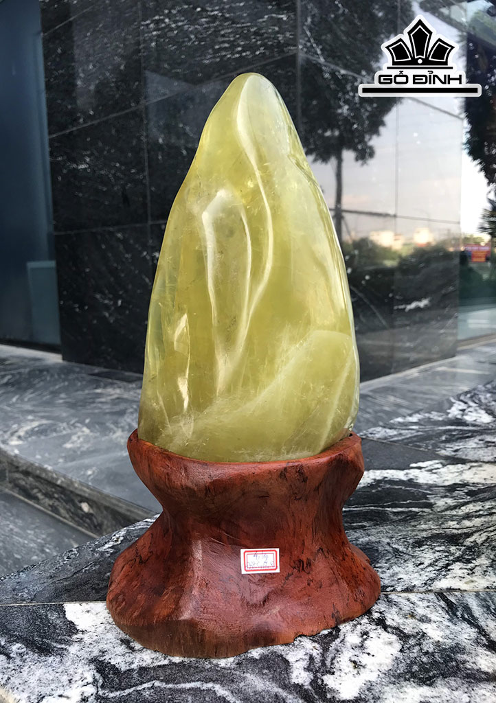 Núi Cảnh Đá Thạch Anh Vàng Cao 38,5 Ngang 17 Sâu 8 (cm) 4,1kg