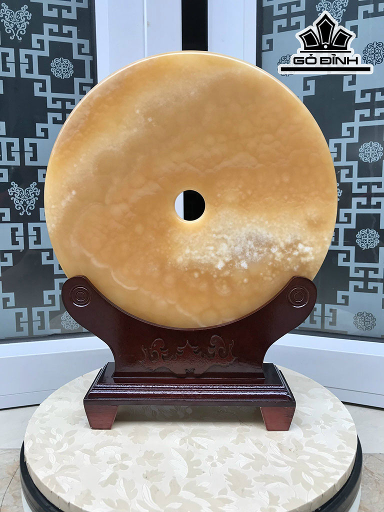 Ngọc Đồng Tâm Hoàng Ngọc Đá Onyx Cao 30,5 Ngang 1,3 (cm) 2,65kg