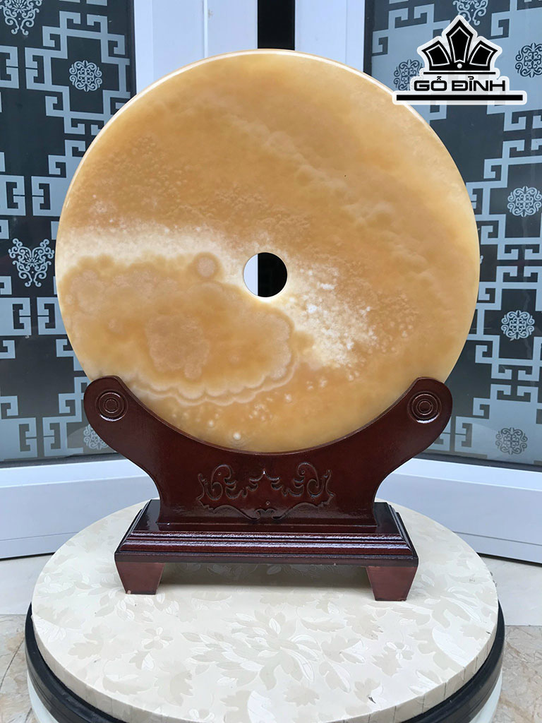 Ngọc Đồng Tâm Hoàng Ngọc Đá Onyx Cao 30,5 Ngang 1,3 (cm) 2,65kg