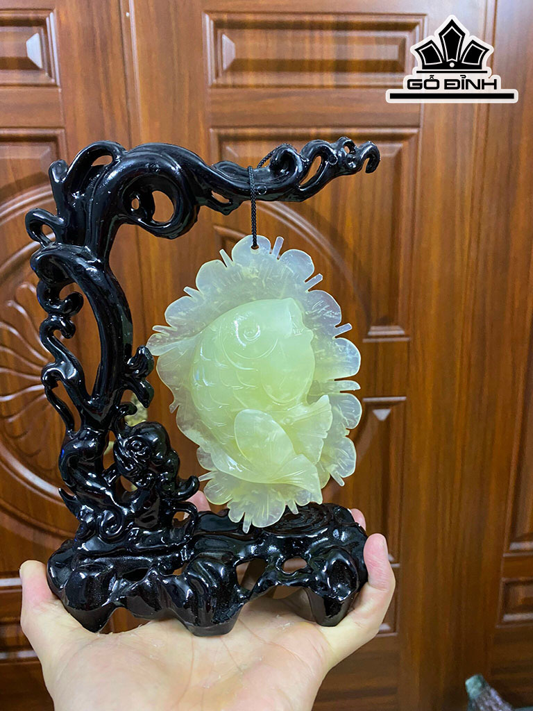 Tác Phẩm Niên Niên Hữu Dư Đá Serpentine Cao 22 (cm)