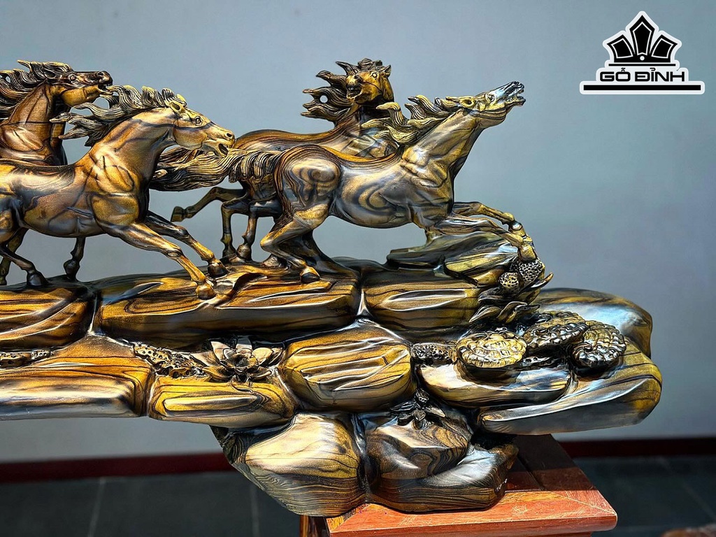 Tượng Bát Mã Truy Phong Gỗ Mun Hoa Cao 44 Ngang 145 Sâu 25 (cm)