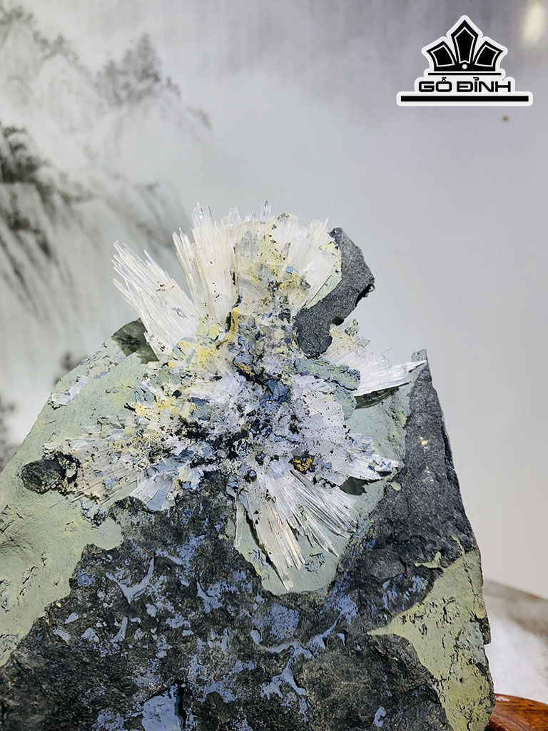 Bông Hoa Ưu Đàm Đá Trầm Tích Cao 18 Ngang 17 (cm) 1,1kg